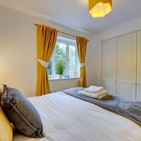 Modern 2 Bed House Sleeps 6 Southam Town Centre - Inspire Homes Ltd Eksteriør bilde