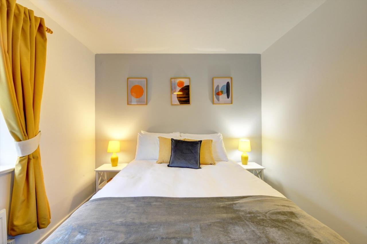 Modern 2 Bed House Sleeps 6 Southam Town Centre - Inspire Homes Ltd Eksteriør bilde