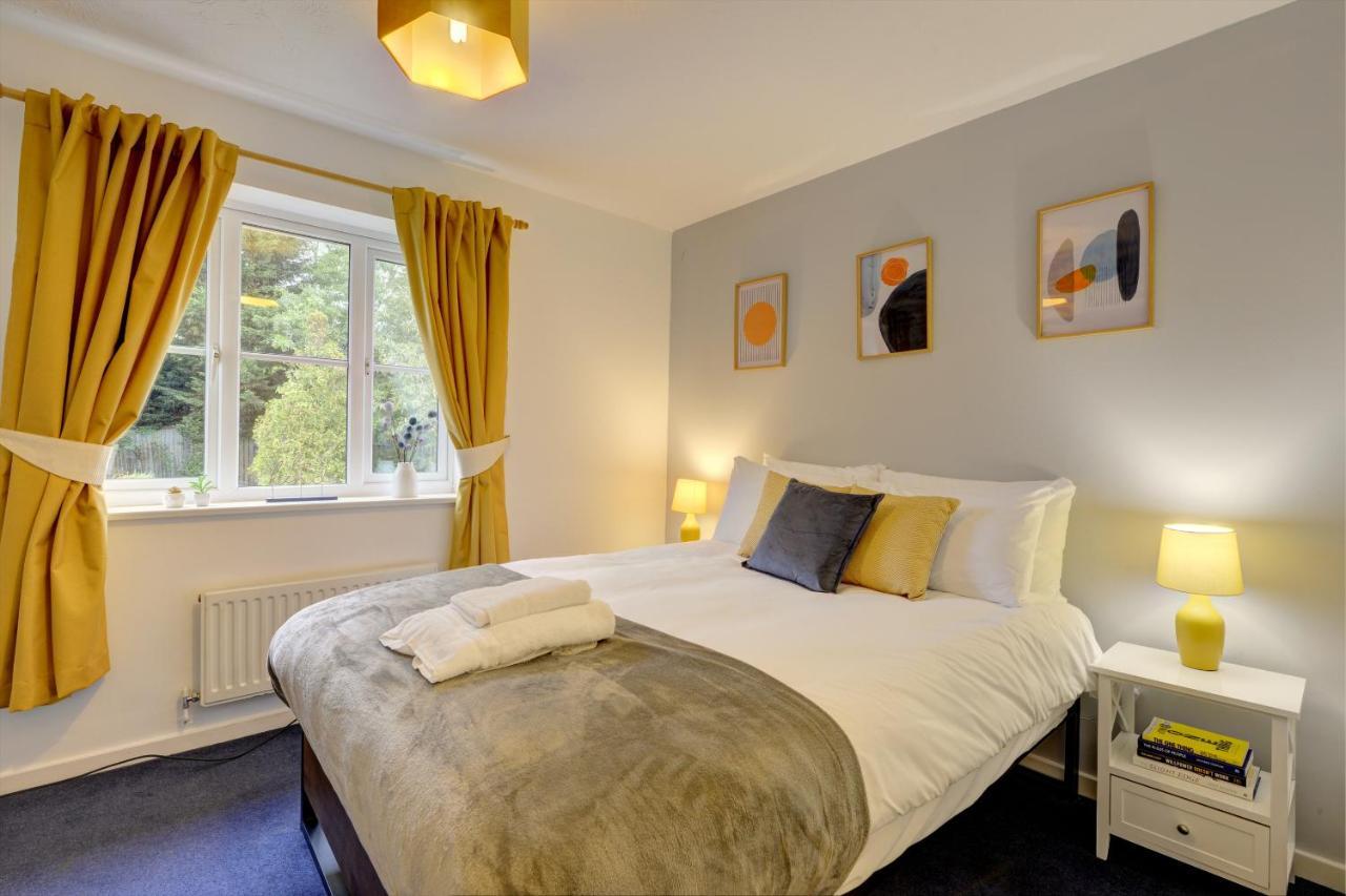 Modern 2 Bed House Sleeps 6 Southam Town Centre - Inspire Homes Ltd Eksteriør bilde